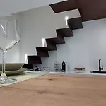 Tivitti House